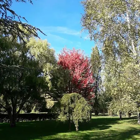 Logis De Lange Les Ecureuils * Saint-Hilaire-la-Palud