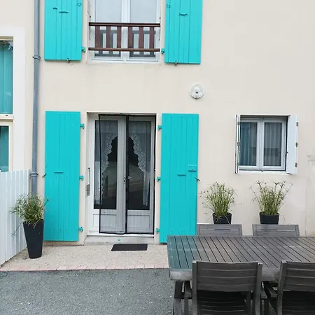 Logis De Lange Les Ecureuils Saint-Hilaire-la-Palud